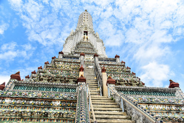 Wat Arun on Sunny Day