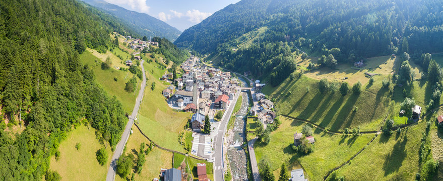 Gerola Alta - Valgerola (IT) - Panoramica aerea 2016