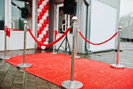 Barrier rope at way to success on the red carpet
