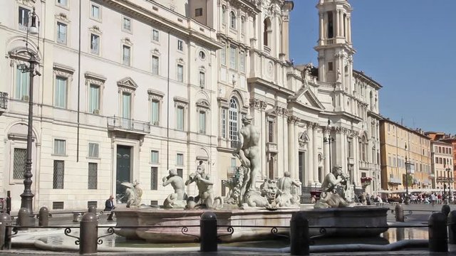 Roma, Piazza Navona, Sant'agnese in Agone, fontana del Moro, Palazzo Panphilj
