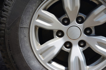 car tire with aluminum alloy wheel