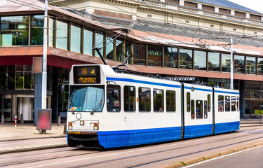 Fototapeta na wymiar Old tram in Amsterdam