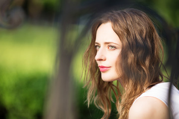 Naklejka premium Close up portrait of lovely urban girl outdoors.