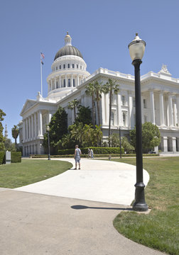 State Capitol in Sacramento california.