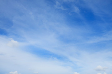 Obraz premium Blue sky background with cloud.