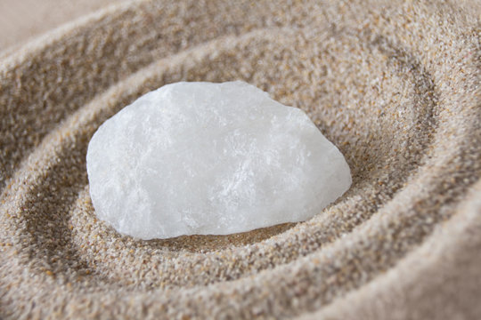 Zen - Sand und Kristall