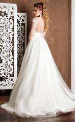 Fototapeta premium beautiful young bride