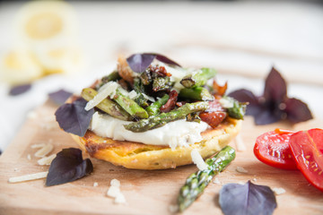 Spargel Burger