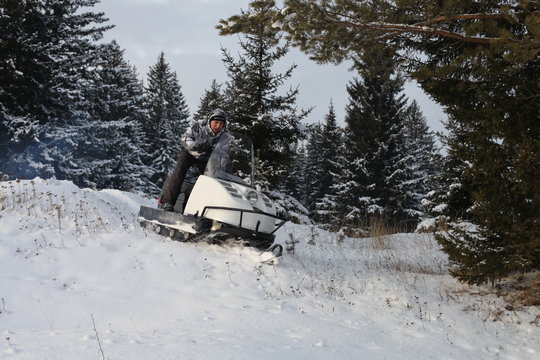 winter extreme sports snowmobile