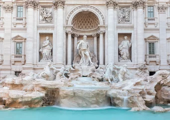 Photo sur Plexiglas Fontaine Fontaine de Trevi, la plus grande fontaine baroque de Rome et l& 39 une des fontaines les plus célèbres au monde