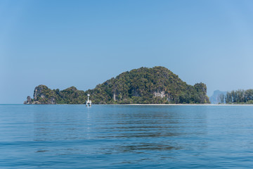 Obraz premium Sea and mountains on Ocean