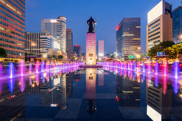 Fontaine d& 39 eau de couleur de la ville de Séoul, Corée du Sud
