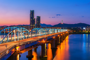  Dongjak Bridge Han river in Seoul , South Korea - 114329655