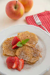 Pancakes mit Erdbeeren 
