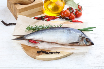 Herring with onion and rosemary