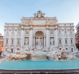 Fototapeta na wymiar Trevi Fountain in Rome Italy