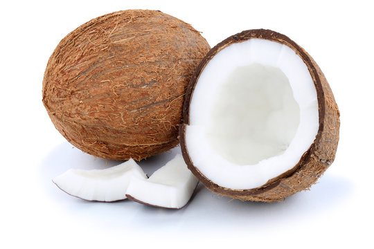 Kokosnuss Kokosnüsse Frucht frische Früchte Freisteller freige