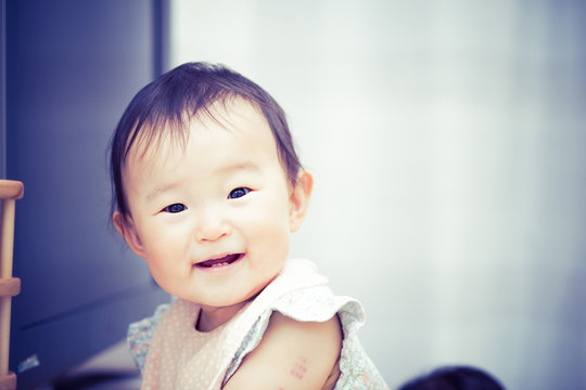 かわいい赤ちゃん 笑顔