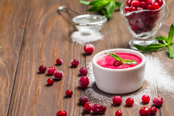 cranberry mousse with semolina