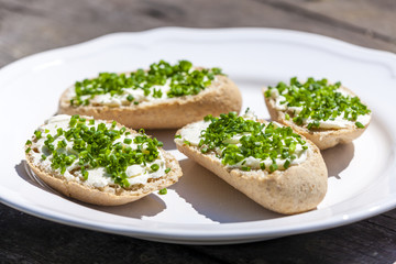 garlic spread with chive