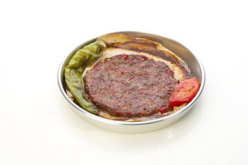 tepsi kebabı