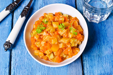Vegetable stew with sauce