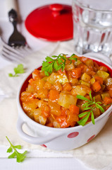Vegetable stew with sauce