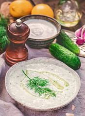 Cucumber and yogurt sauce