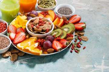 fresh seasonal fruits, juices and super foods 