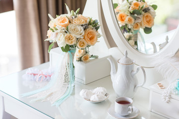 gentle wedding bouquet