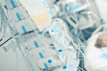 Transfusion of blood products to a patient in intensive care