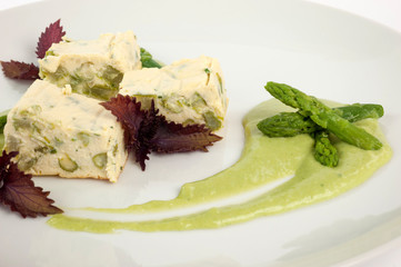 ricetta vegetariana agli asparagi