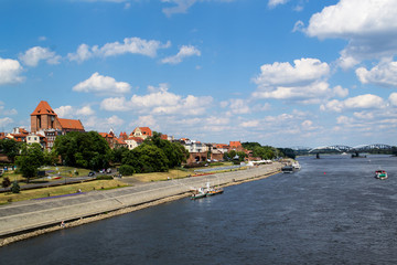 Toruń, Polska - nabrzeże © Senatorek