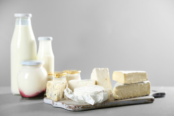 Obraz na płótnie Canvas Dairy products on kitchen table