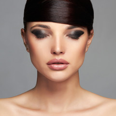 Fashion Beauty Portrait.Beautiful Girl Face.Hairstyle.Makeup.Woman in hair hat