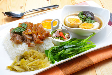 Thai stewed pork leg with rice
