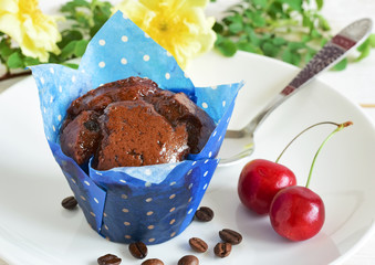 Cupcake in blue paper