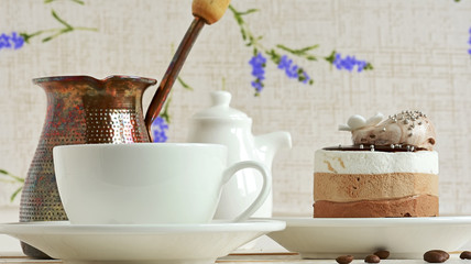 round cake with chocolate