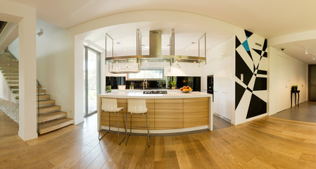 Airy and bright space for modern cooking and living