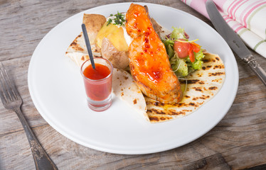 Steak with red chili sauce