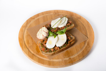 Bruschetta with mozzarella