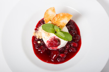 Strawberry cake dessert