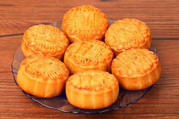 The special food in Mid-autumn in China