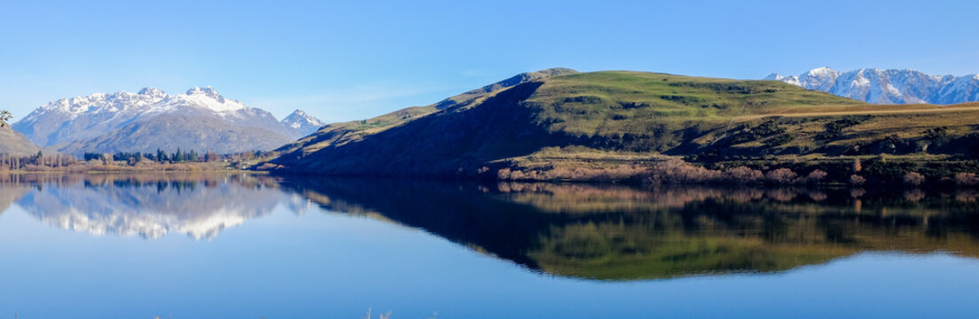 A panorama photo of Lake Hayes, New Zealand