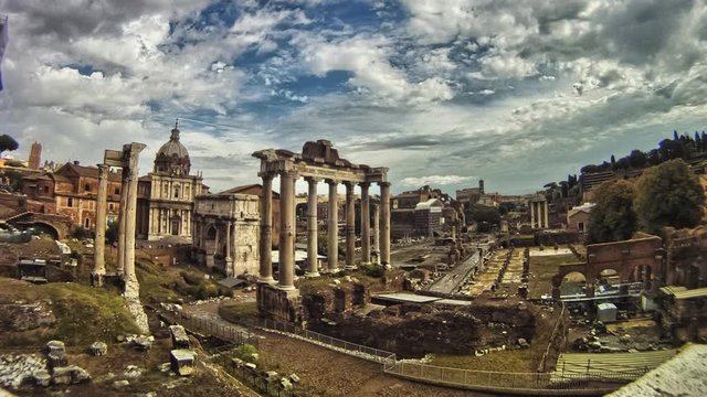 Foro romano. Timelapse del Foro Romano sin gente despues de una tormenta (2012)