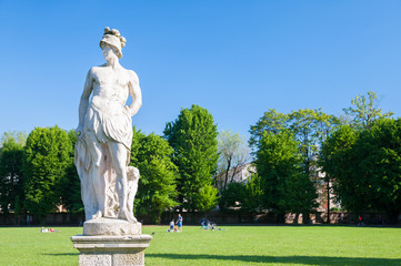 Fototapeta premium Ornamental white stone statue along the main avenue of Querini park in Vicenza
