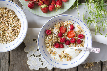 Granola with yogurt and berries