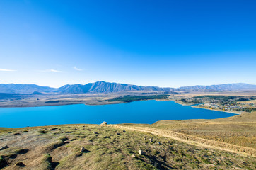 Fototapeta na wymiar Beautiful Lake Tekapo view from the summit of Mount John