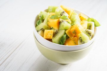 mango and kiwi fruit salad