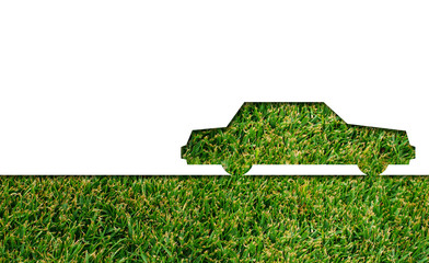 Nachhaltige Reklame: Auto auf Gras Hintergrund ausgeschnitten. 